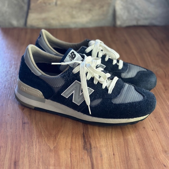 Size 11.5 - New Balance 990v1 Carhartt WIP MiUSA Dark Navy - Picture 3 of 7